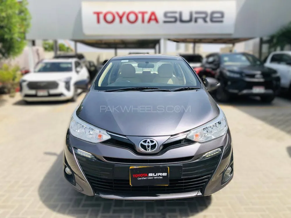Toyota Yaris Sedan 2021 for Sale in Karachi Image-1