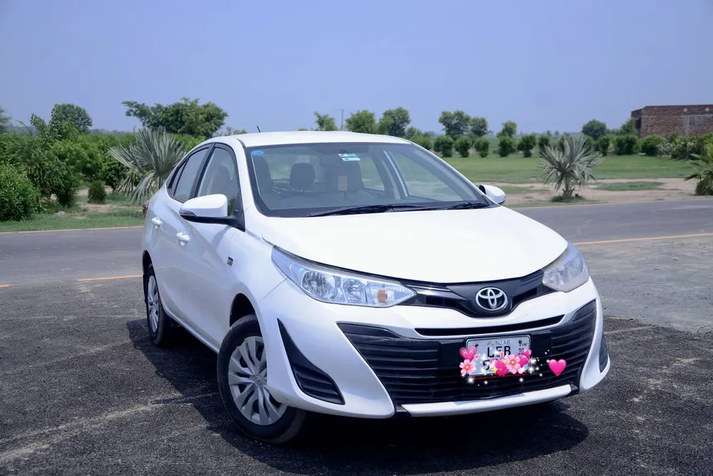 Toyota Yaris Sedan 2020 for Sale in Hafizabad Image-1