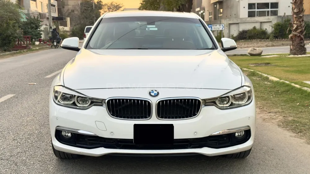 BMW 3 Series 2017 for Sale in Lahore Image-1