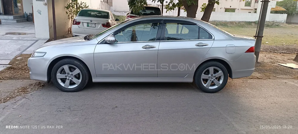 Honda Accord 2005 for Sale in Lahore Image-1