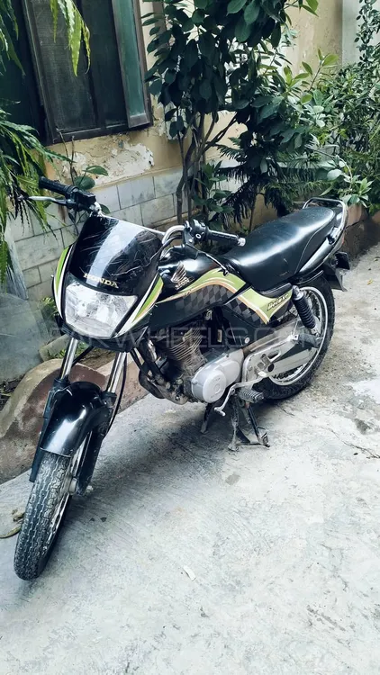 Honda CG 125 Deluxe 2012 for Sale Image-1