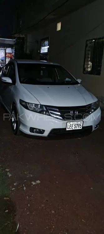 Honda City 2015 for Sale in Lahore Image-1