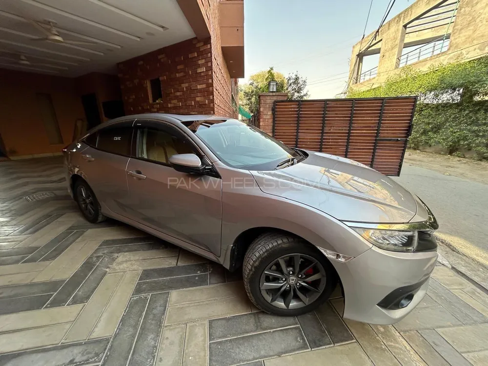 Honda Civic 2020 for Sale in Lahore Image-1