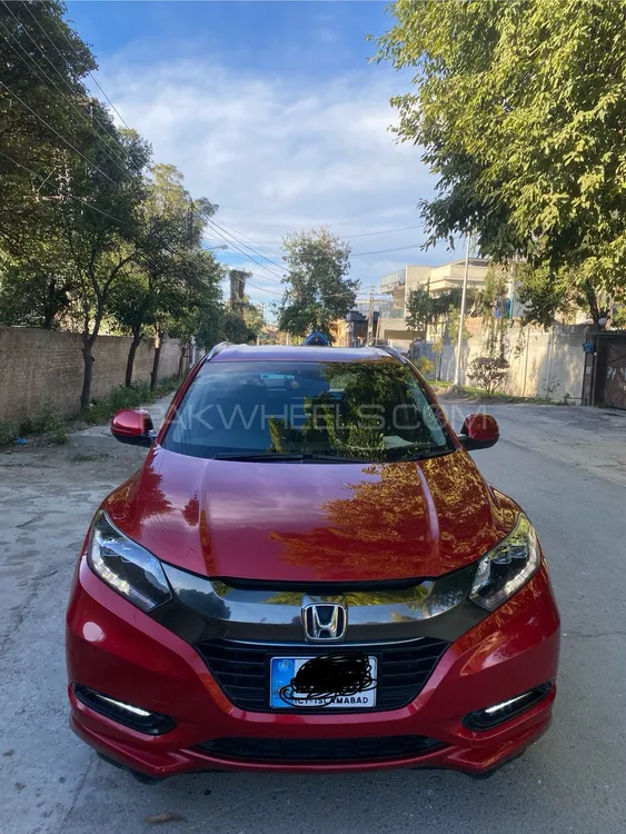 Honda Vezel 2016 for Sale in Peshawar Image-1