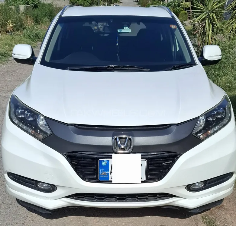 Honda Vezel 2016 for Sale in Rawalpindi Image-1