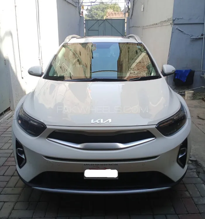 KIA Stonic 2025 for Sale in Lahore Image-1