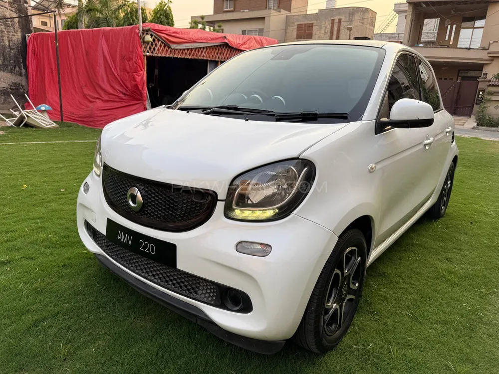 مرسڈیز بینز اسمارٹ فور فور 2015 for Sale in لاہور Image-1