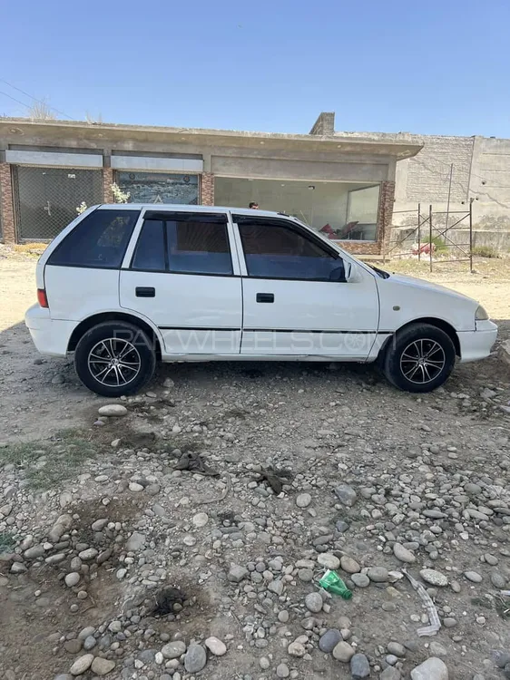 Suzuki Cultus 2001 for Sale in Peshawar Image-1