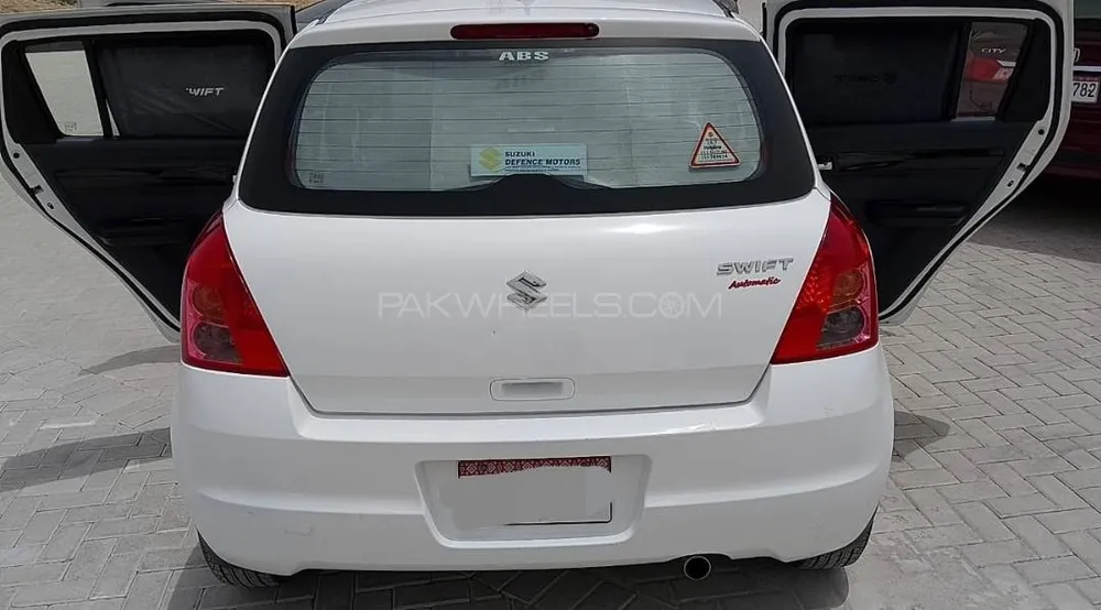 Suzuki Swift 2021 for Sale in Karachi Image-1