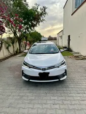 Toyota Corolla Altis Grande CVT-i 1.8 2017 for Sale