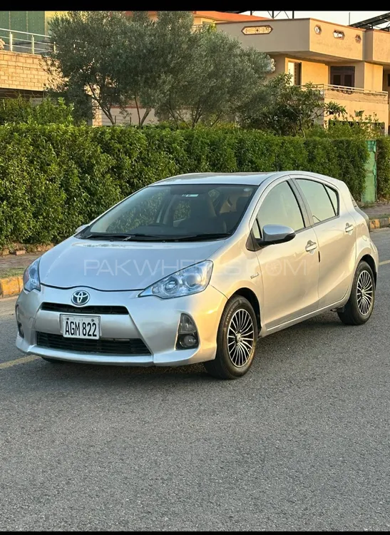 Toyota Aqua 2013 for Sale in Islamabad Image-1