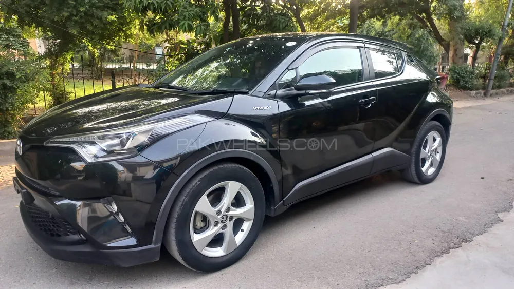 Toyota C-HR 2019 for Sale in Lahore Image-1