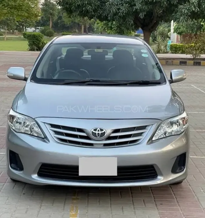 Toyota Corolla 2013 for Sale in Islamabad Image-1