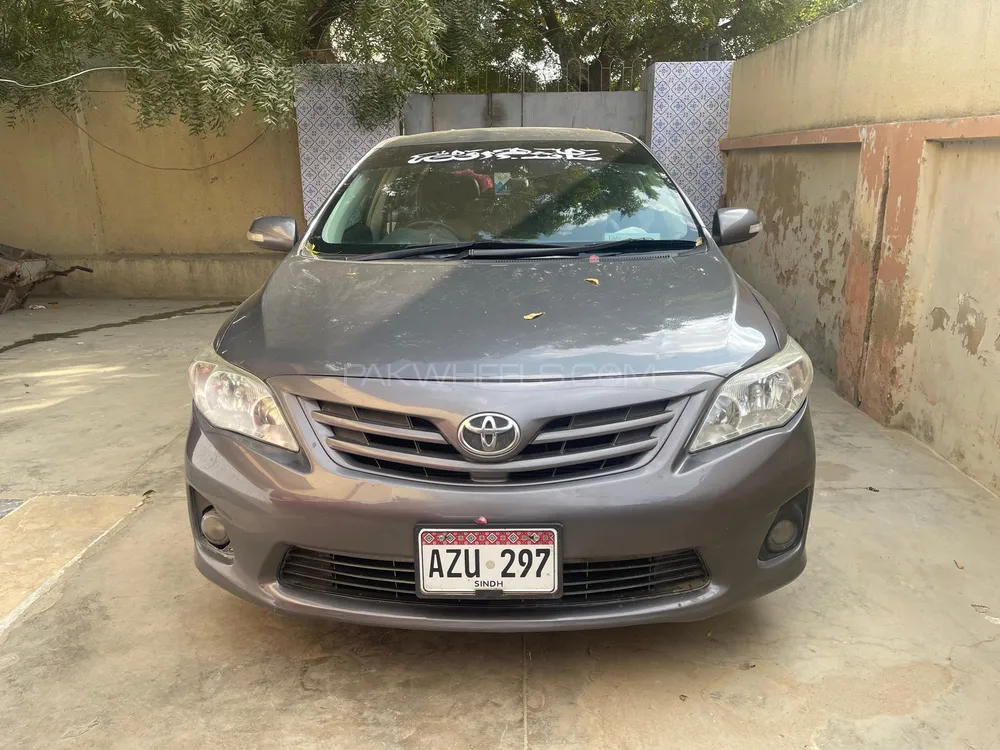 Toyota Corolla 2013 for Sale in Karachi Image-1