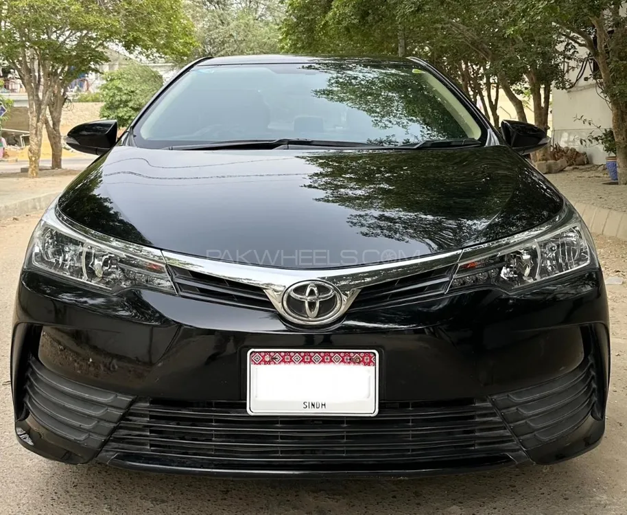 Toyota Corolla 2020 for Sale in Karachi Image-1