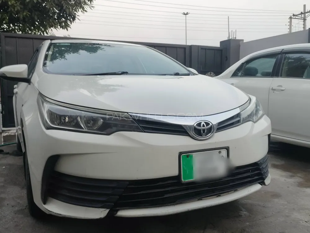 Toyota Corolla 2019 for Sale in Lahore Image-1