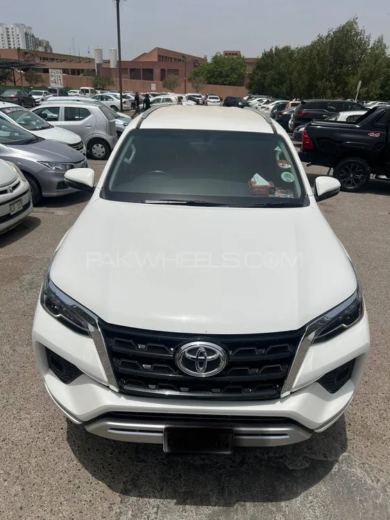 Toyota Fortuner 2022 for Sale in Karachi Image-1