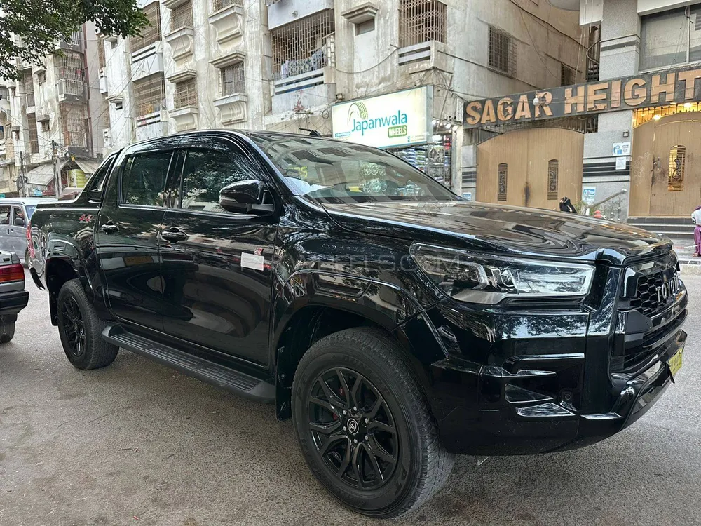 Toyota Hilux 2024 for Sale in Karachi Image-1