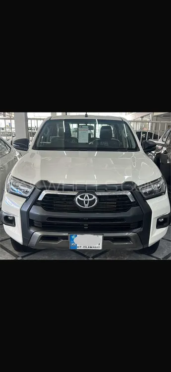 Toyota Hilux 2023 for Sale in Islamabad Image-1