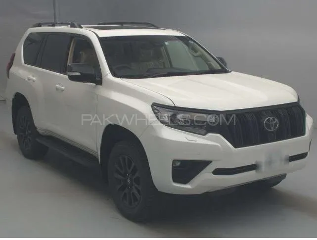 Toyota Prado 2022 for Sale in Lahore Image-1