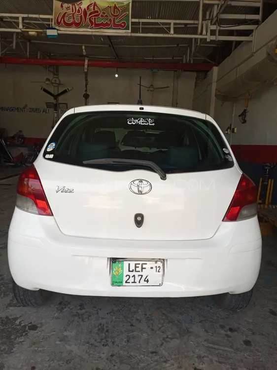 Toyota Vitz 2009 for Sale in Swabi Image-1