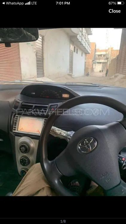 Toyota Vitz 2005 for Sale in Peshawar Image-1