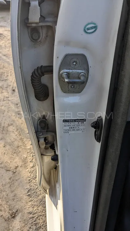 Toyota Vitz 2008 for Sale in Lahore Image-1