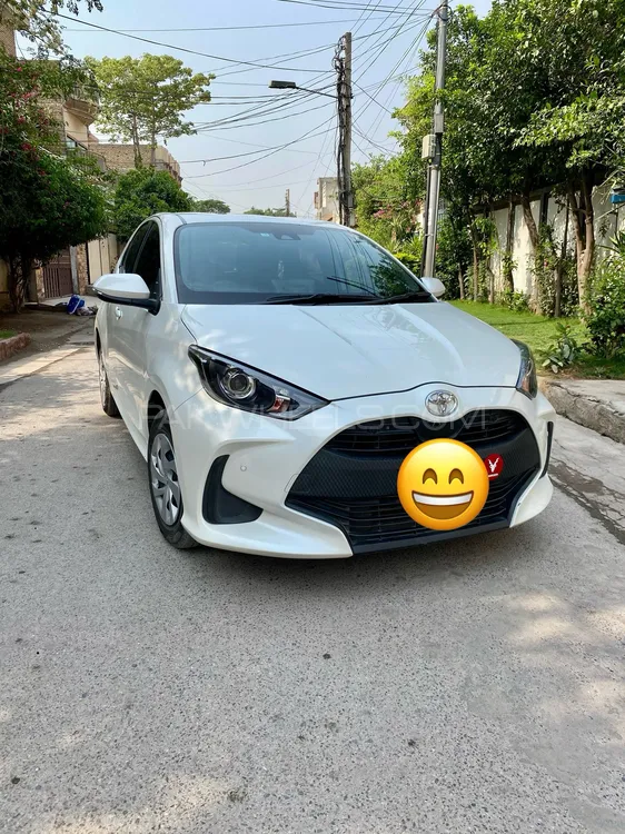 Toyota Yaris Hatchback 2021 for Sale in Peshawar Image-1