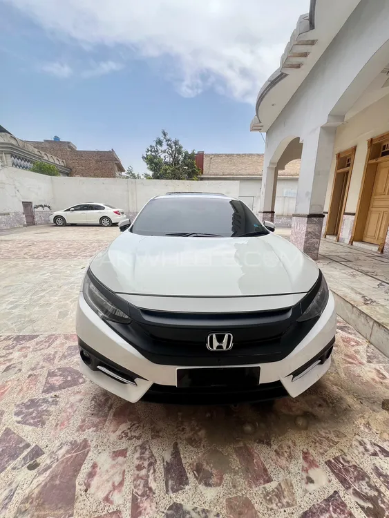 Honda Civic 2019 for Sale in Peshawar Image-1