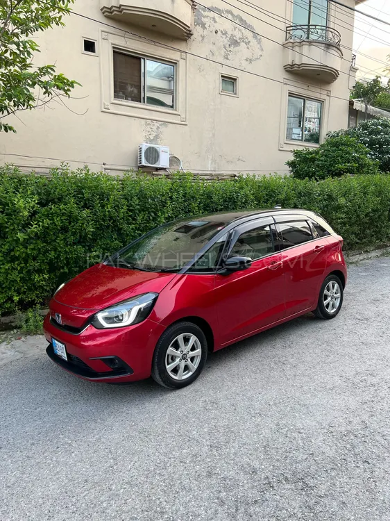 Honda Fit 2020 for Sale in Islamabad Image-1