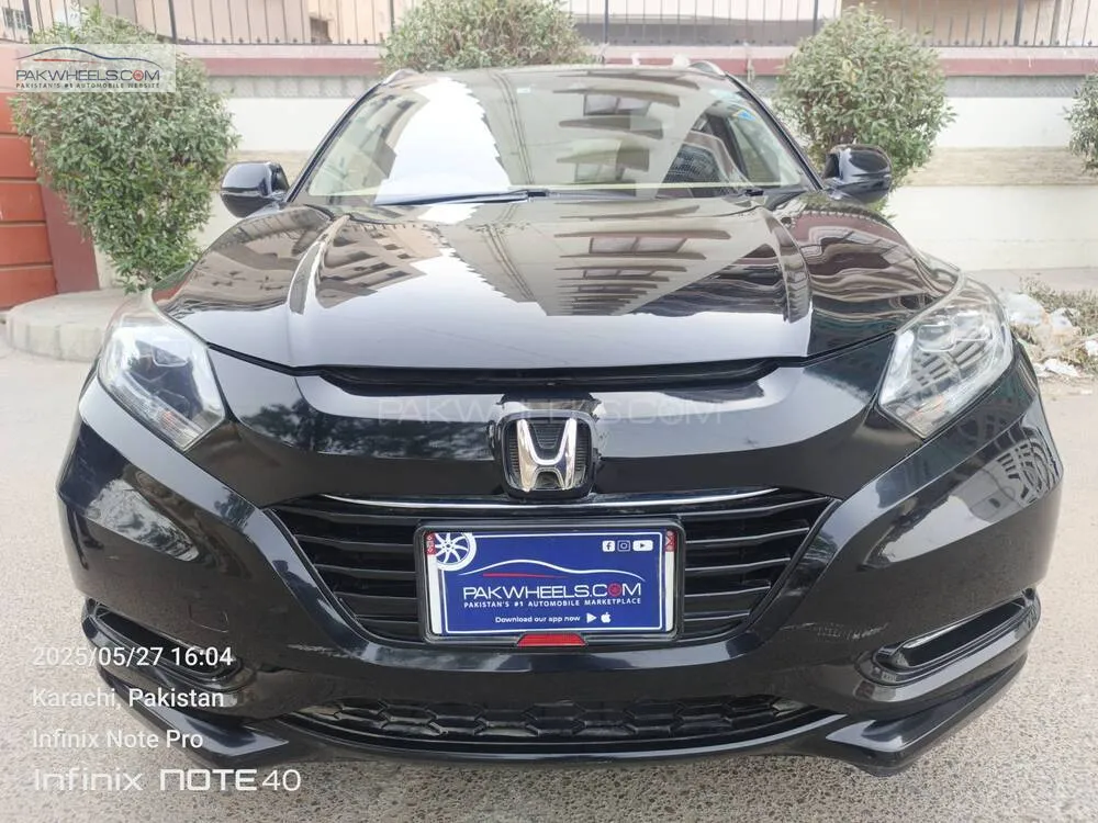 Honda Vezel 2016 for Sale in Karachi Image-1