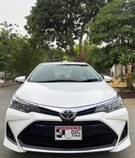 TOYOTA COROLLA ALTIS X 1.6 AUTOMATIC NEW SHAPE (1600cc)
Model 2021 || Registered 2021
Only 36,000 KM
SUPER WHITE Color
Left Side 2 pcs and Right Side 1 pc Repainted on Scratches 
Company Maintained 
AUTOMATIC Transmission
ORIGINAL X NEW SHAPE
Original ALPINE TV
Just like Brand New
READY DELIVERY 
EXCHANGE POSSIBLE WITH ANY CAR

For inspection
Available at SUPREME CARS
Plot # 151/F,Under Imam heights,Shop no.1&2, Main Khalid Bin Walid Rd, Karachi, Sindh 75400

|  Premium Cars  |  Best Prices  |  Optimum Performance | 
#Supremecarsgang