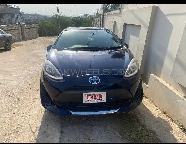 Toyota Aqua 2020 for Sale in Islamabad Image-1