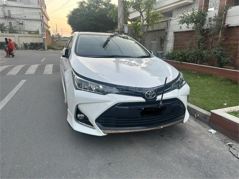 Toyota Corolla 2018 for Sale in Faisalabad Image-1