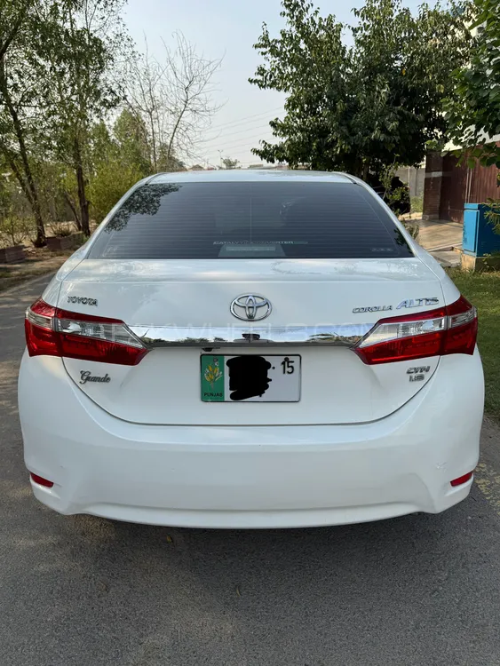 Toyota Corolla 2015 for Sale in Lahore Image-1