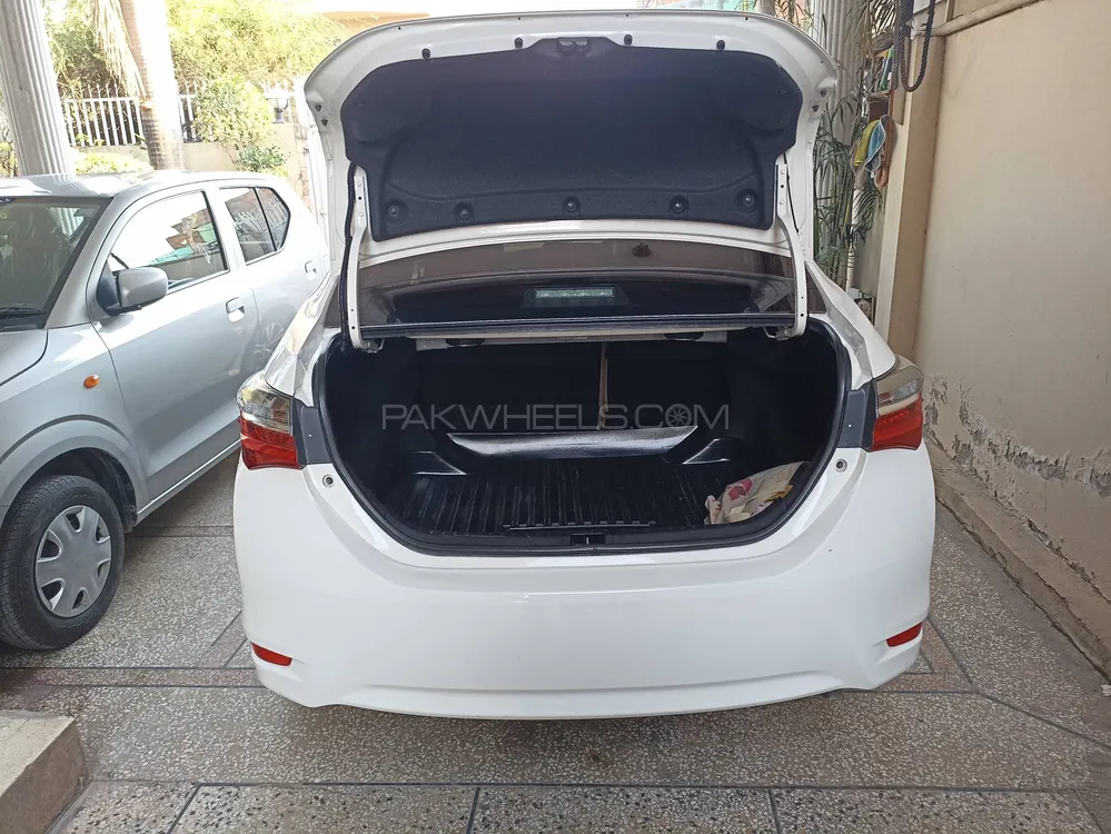 Toyota Corolla 2019 for Sale in Islamabad Image-1