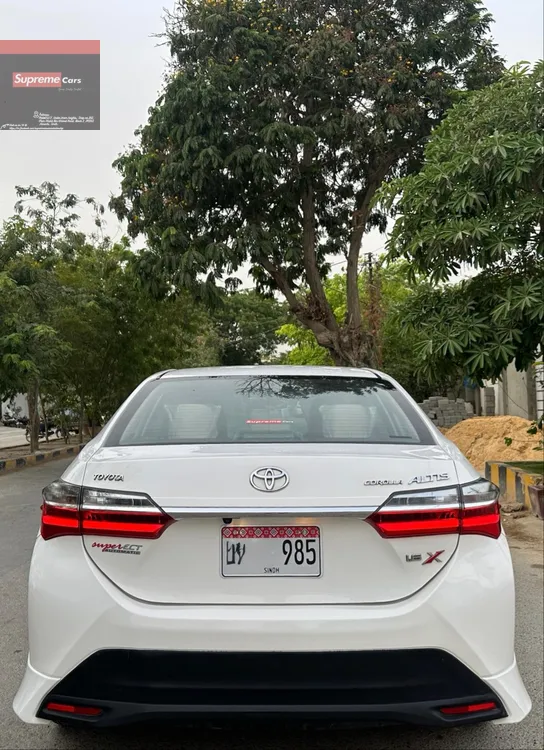 Toyota Corolla 2021 for Sale in Karachi Image-1