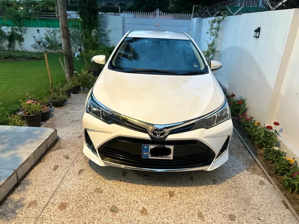 Toyota Corolla 2021 for Sale in Islamabad Image-1