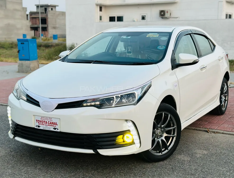 Toyota Corolla 2018 for Sale in Gujranwala Image-1