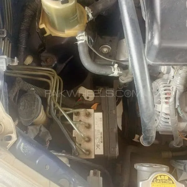 ٹویوٹا کرولا 2001 for Sale in صادق آباد Image-1