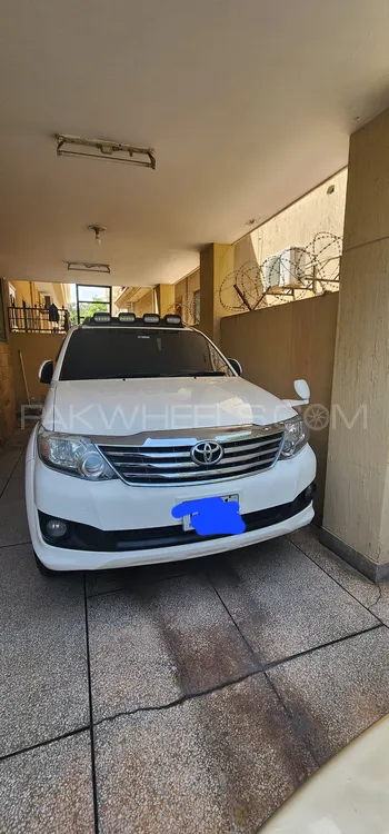 Toyota Fortuner 2015 for Sale in Islamabad Image-1
