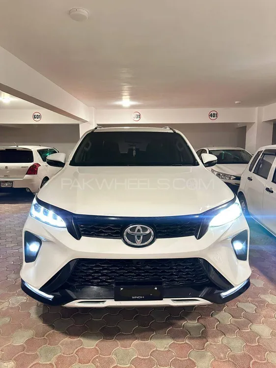 Toyota Fortuner 2018 for Sale in Karachi Image-1