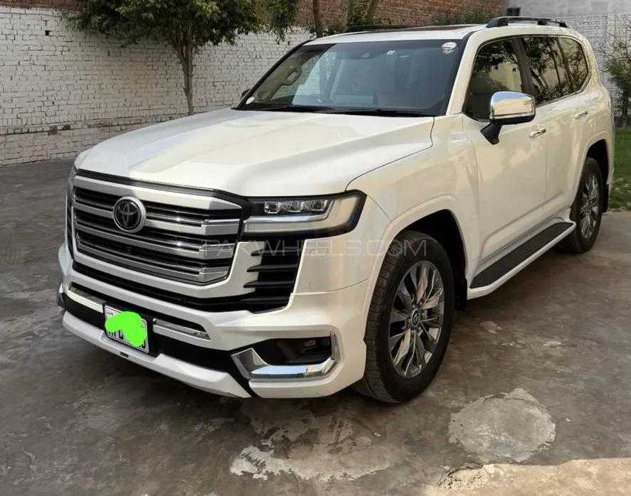 Toyota Land Cruiser 2022 for Sale in Faisalabad Image-1