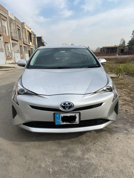 Toyota Prius 2018 for Sale in Gujrat Image-1