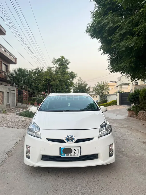 Toyota Prius 2010 for Sale in Islamabad Image-1