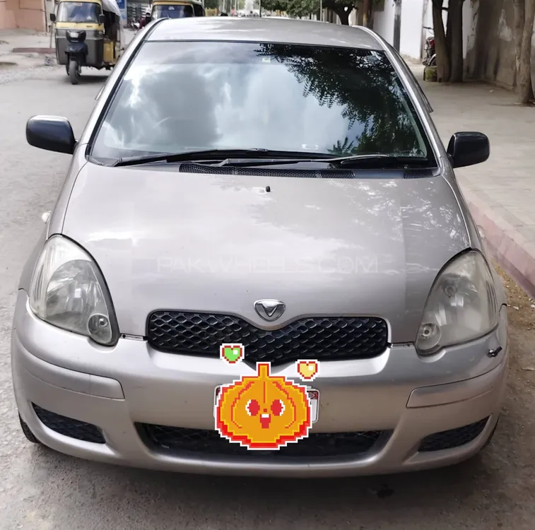 Toyota Vitz 2004 for Sale in Quetta Image-1