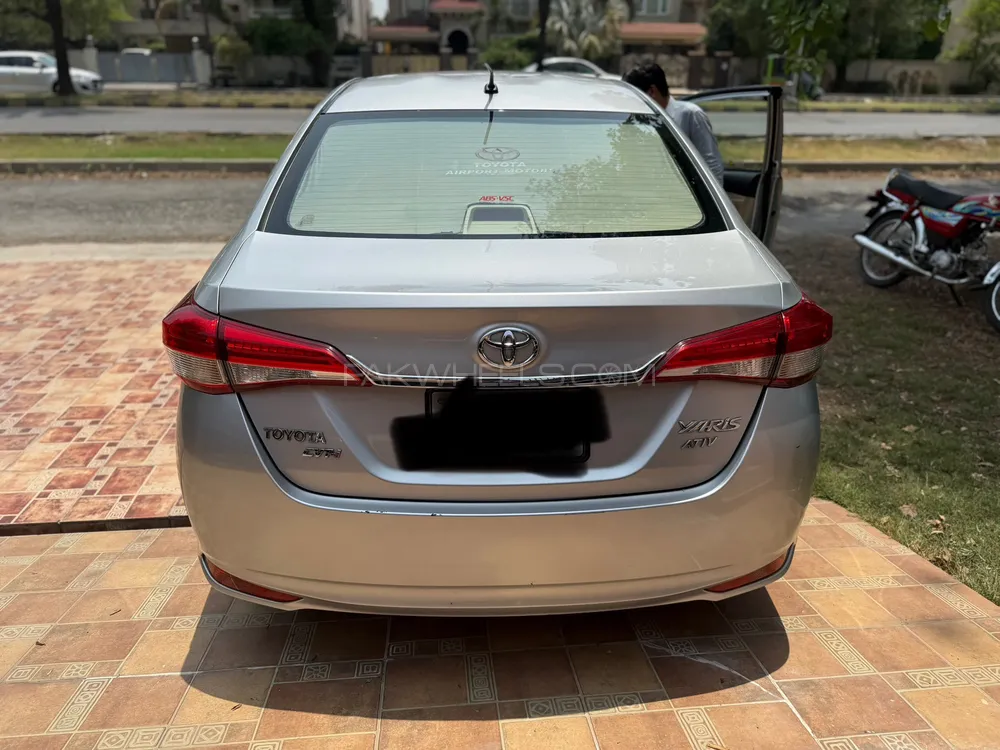 Toyota Yaris Sedan 2022 for Sale in Lahore Image-1