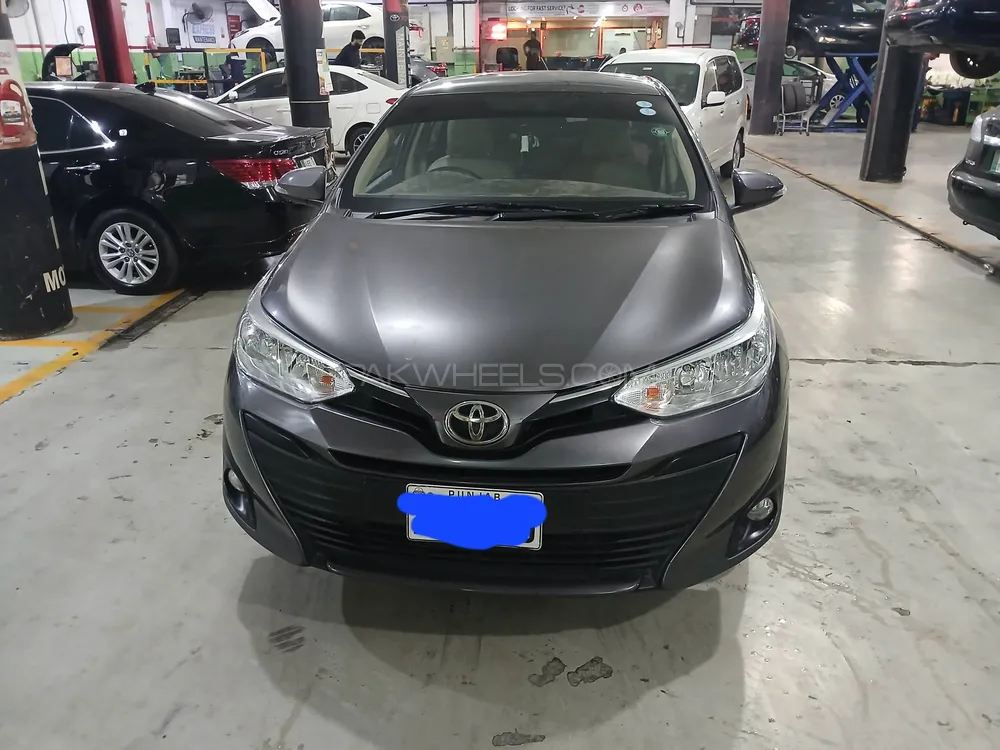 Toyota Yaris Sedan 2021 for Sale in Lahore Image-1