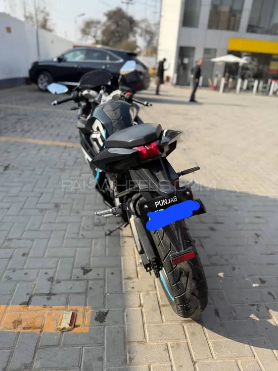 Yamaha  Fzr 250  2021 for Sale Image-1