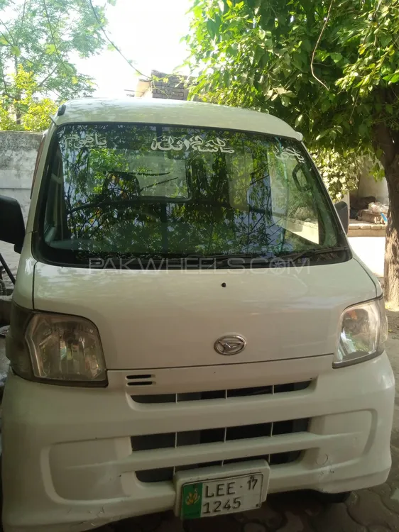 Daihatsu Hijet 2011 for Sale in Swabi Image-1